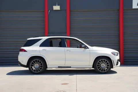 Another view of 2020 Mercedes-Benz GLE 350 for sale in Hollywood, FL at Gravity Autos Hollywood