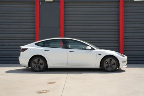 Photos of 2023 Tesla Model 3 for sale in Hollywood, FL at Gravity Autos Hollywood