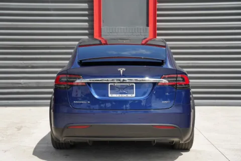 Another view of 2019 Tesla Model X 100D for sale in Hollywood, FL at Gravity Autos Hollywood