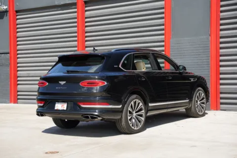 More photos of 2021 Bentley Bentayga V8 at Gravity Autos Hollywood, FL