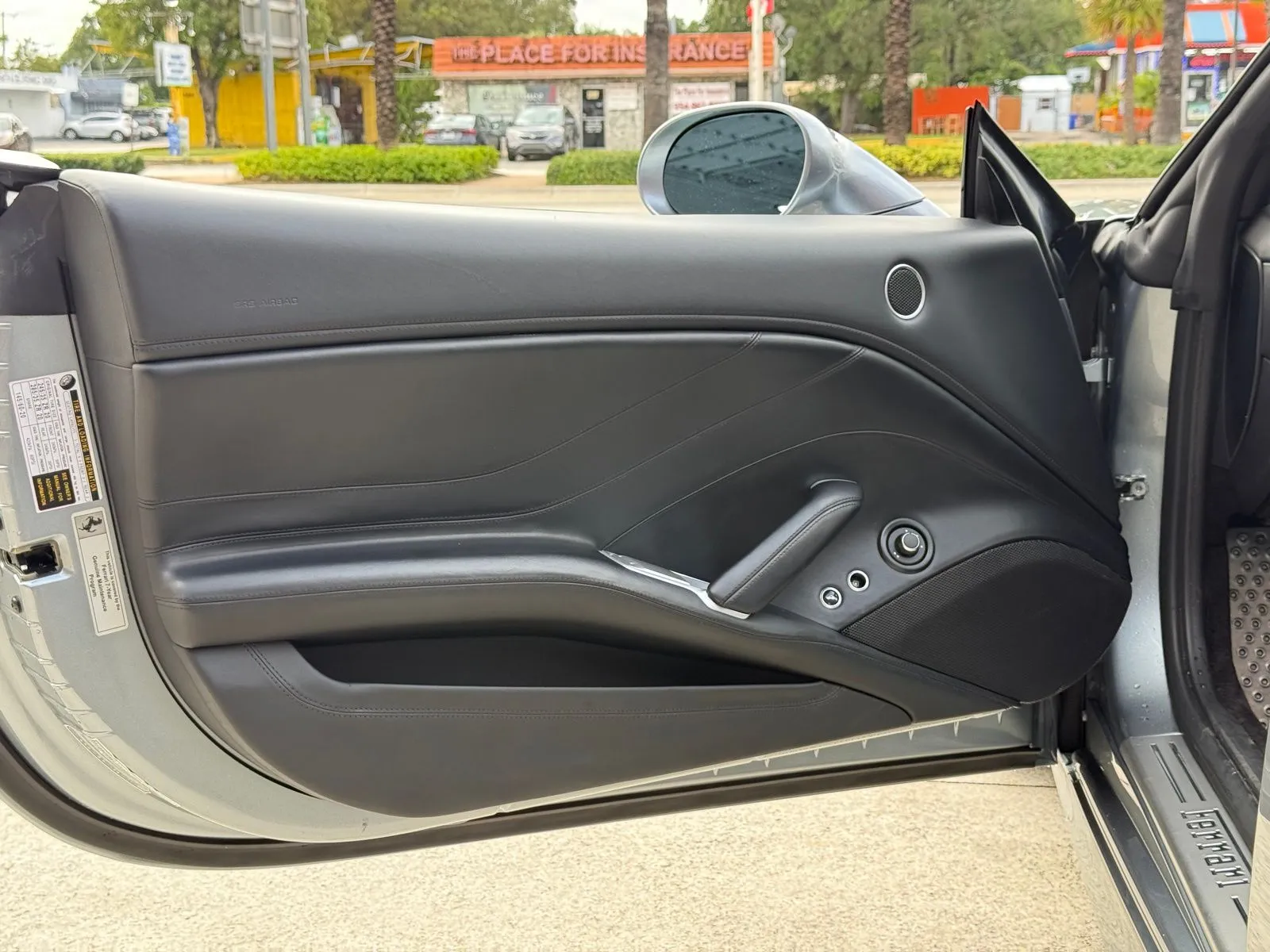 2016 Ferrari California T Base - Photo 13