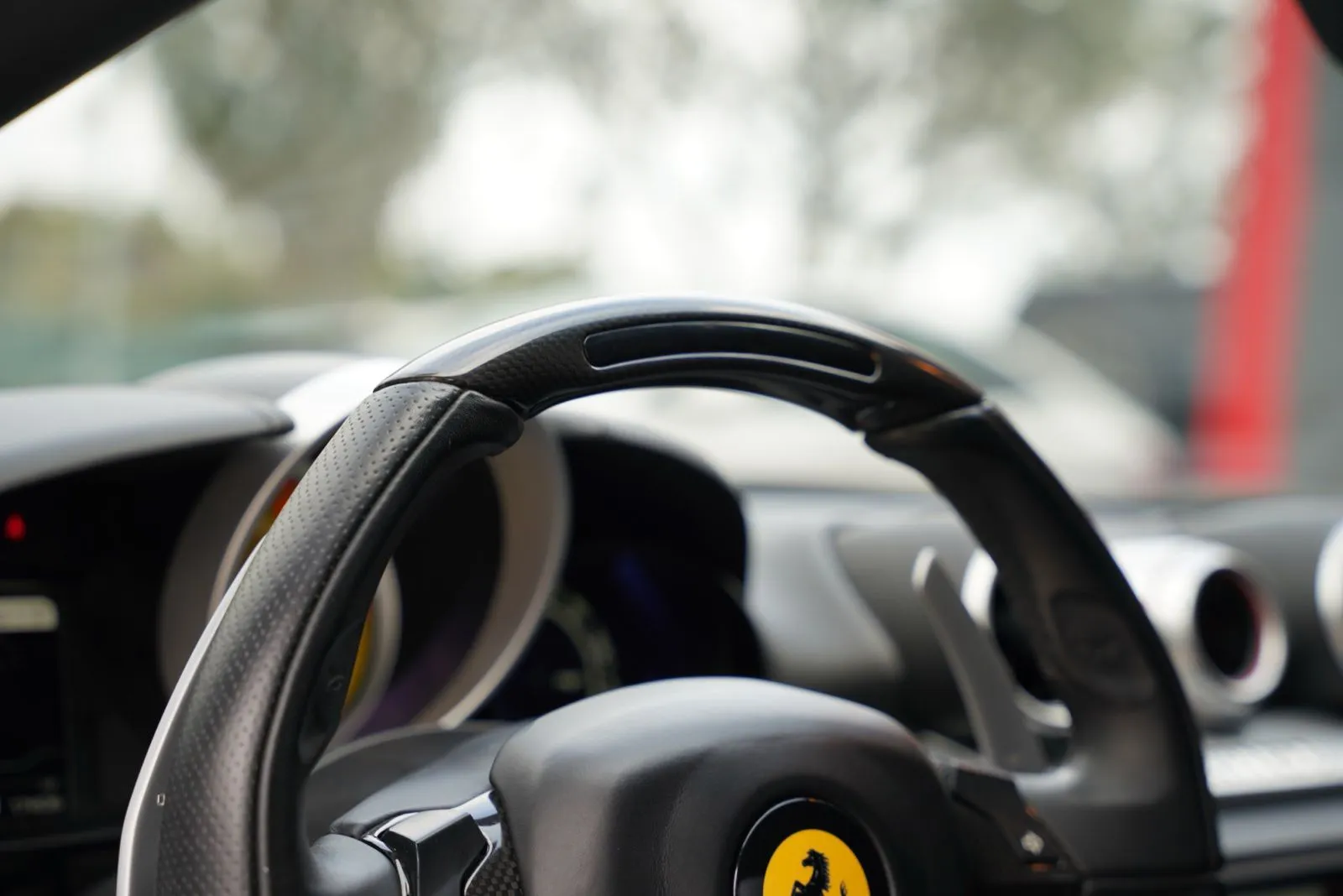 2016 Ferrari California T Base - Photo 15