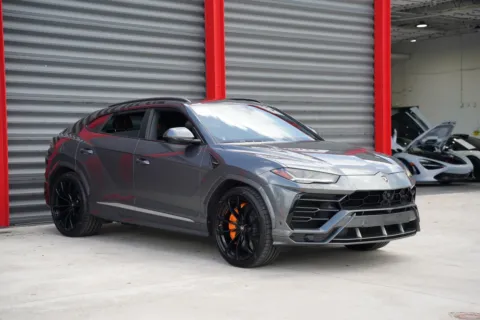 More photos of 2020 Lamborghini Urus at Gravity Autos Hollywood, FL