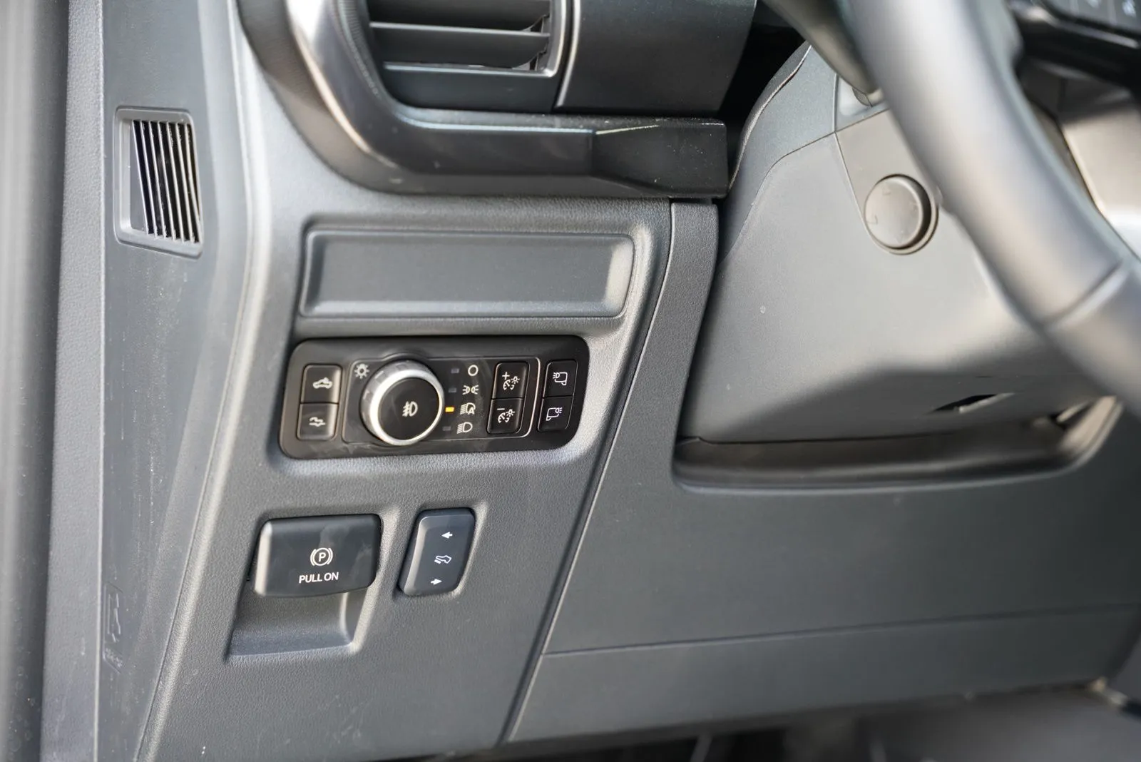 2026 Ford F-150 Raptor - Photo 23