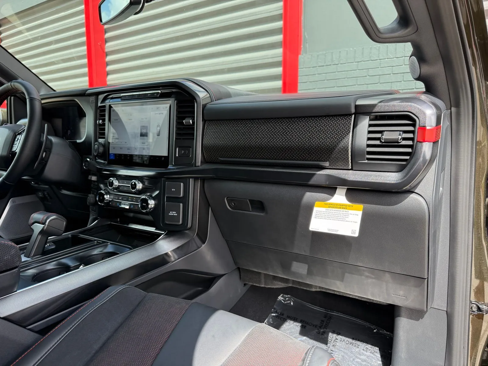 2026 Ford F-150 Raptor - Photo 32
