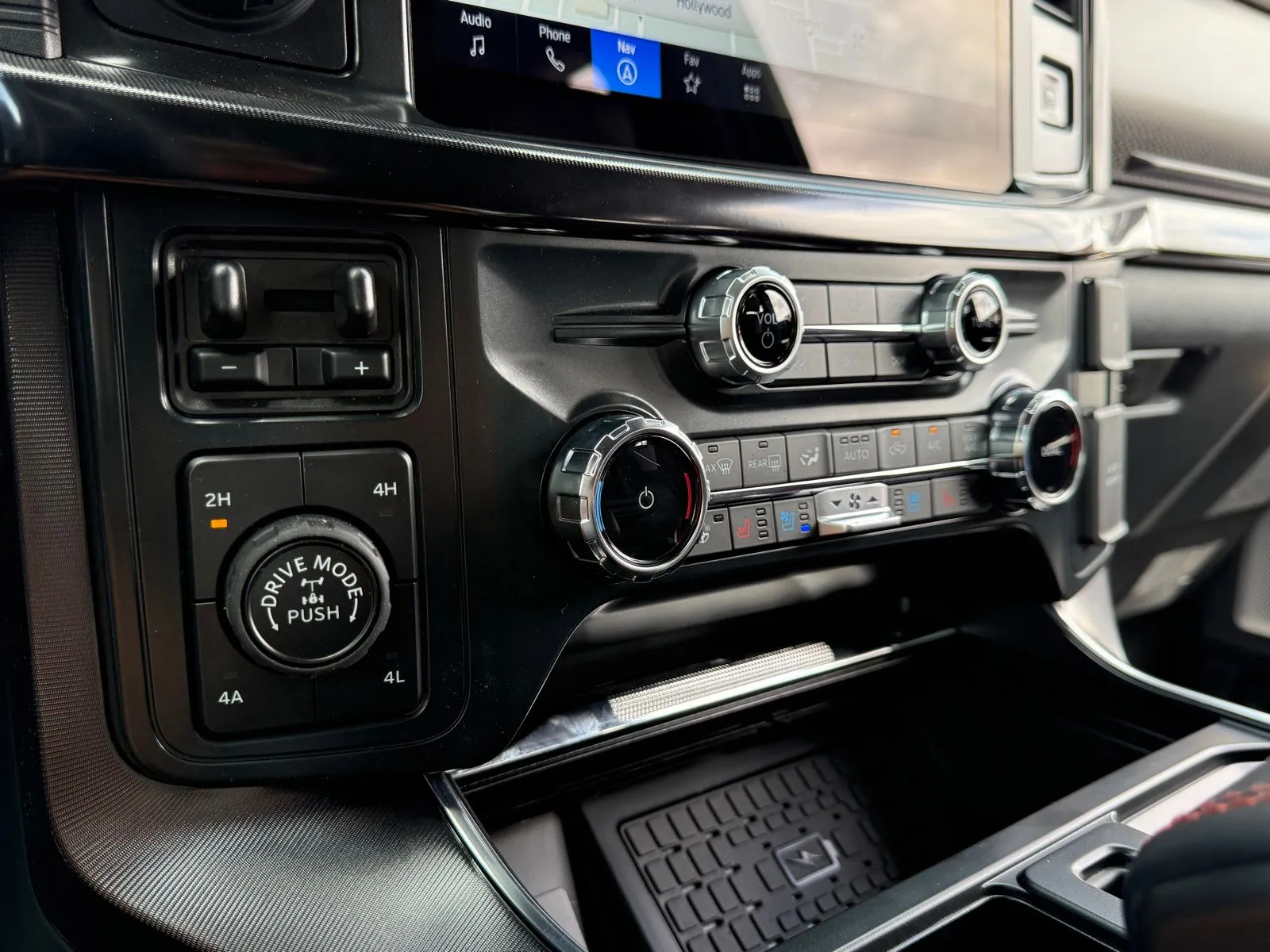 2026 Ford F-150 Raptor - Photo 41