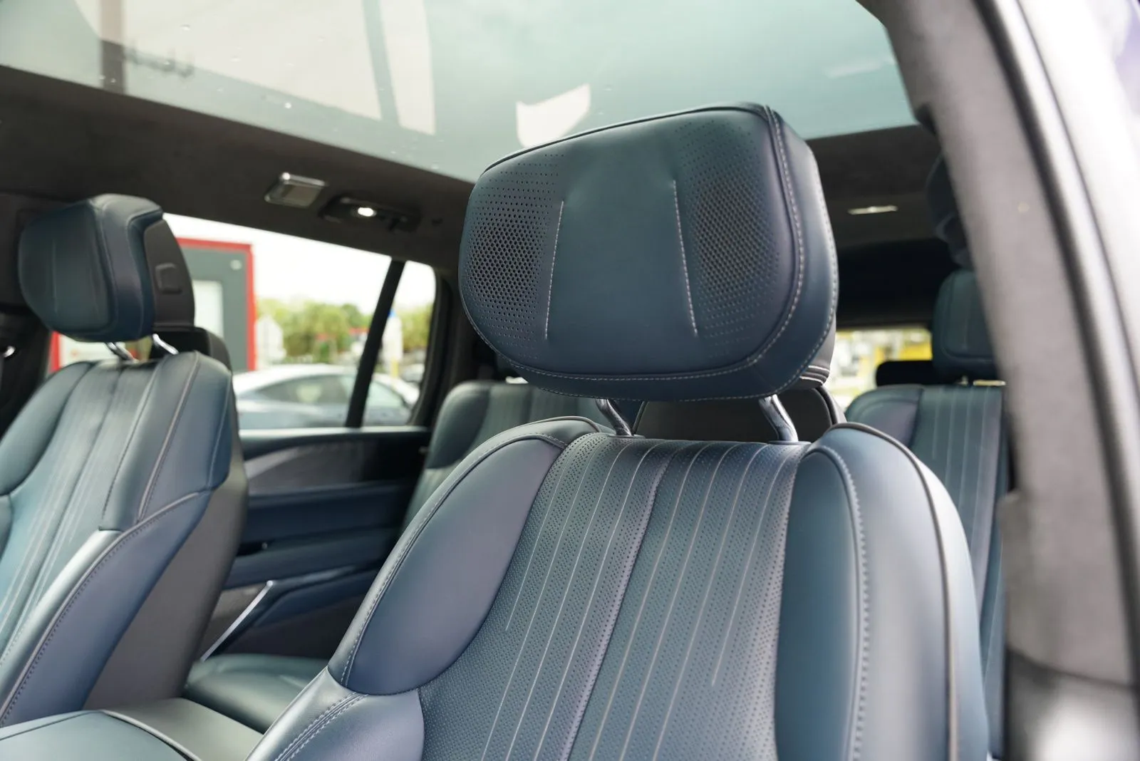 2025 Cadillac Escalade IQ Luxury 2 - Photo 14