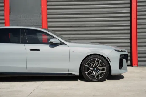 Another view of 2023 BMW 7 Series 760i xDrive for sale in Hollywood, FL at Gravity Autos Hollywood