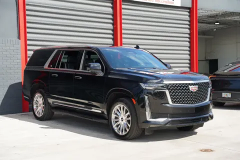 More photos of 2021 Cadillac Escalade ESV Premium at Gravity Autos Hollywood, FL