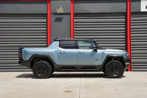 More photos of 2024 GMC Hummer EV Pickup 3X at Gravity Autos Hollywood, FL