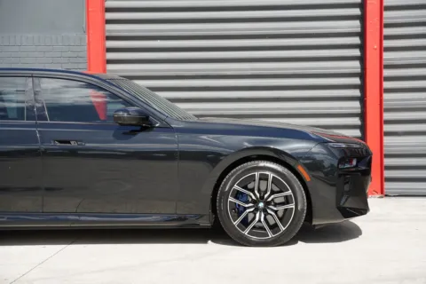 Another view of 2023 BMW i7 xDrive60 for sale in Hollywood, FL at Gravity Autos Hollywood