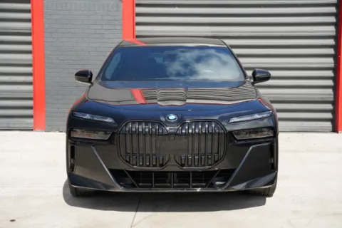 More photos of 2023 BMW i7 xDrive60 at Gravity Autos Hollywood, FL