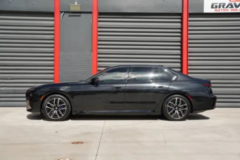 More photos of 2023 BMW i7 xDrive60 at Gravity Autos Hollywood, FL