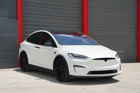 Another view of 2023 Tesla Model X Plaid for sale in Hollywood, FL at Gravity Autos Hollywood