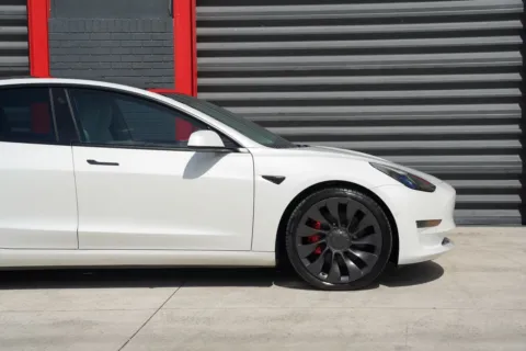 Photos of 2021 Tesla Model 3 Performance for sale in Hollywood, FL at Gravity Autos Hollywood