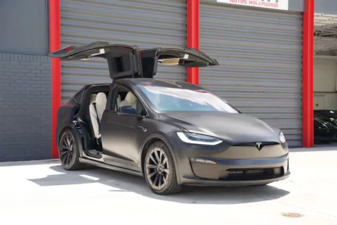 Photos of 2022 Tesla Model X for sale in Hollywood, FL at Gravity Autos Hollywood