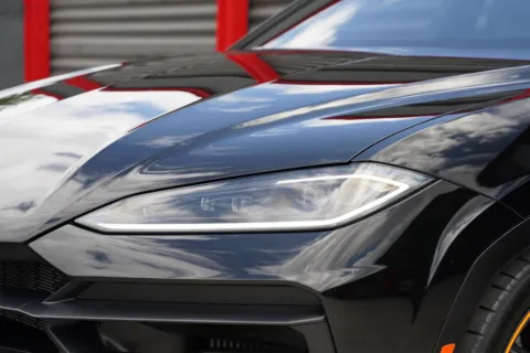 Another view of 2025 Lamborghini Urus SE for sale in Hollywood, FL at Gravity Autos Hollywood