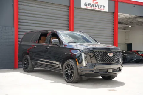 Another view of 2025 Cadillac Escalade ESV Premium for sale in Hollywood, FL at Gravity Autos Hollywood