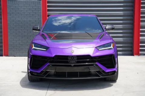 Photos of 2024 Lamborghini Urus Performante for sale in Hollywood, FL at Gravity Autos Hollywood