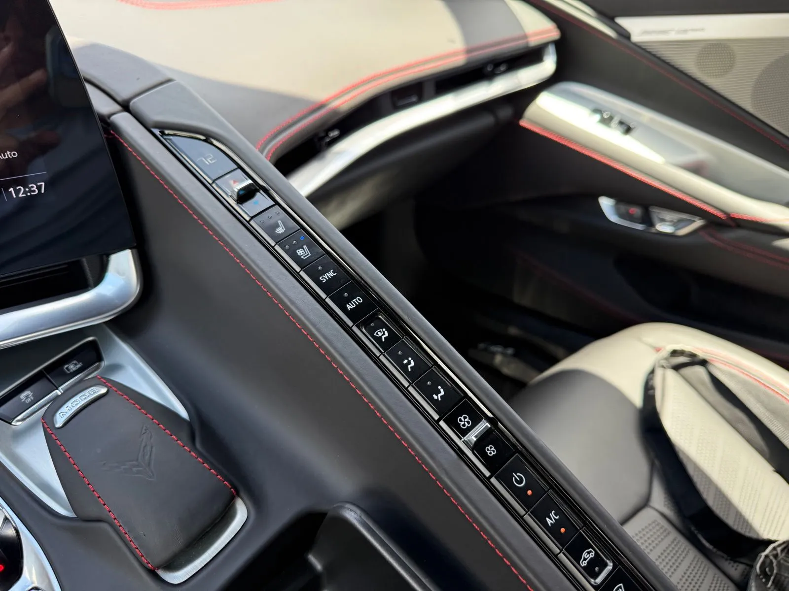 2023 Chevrolet Corvette 3LT - Photo 29