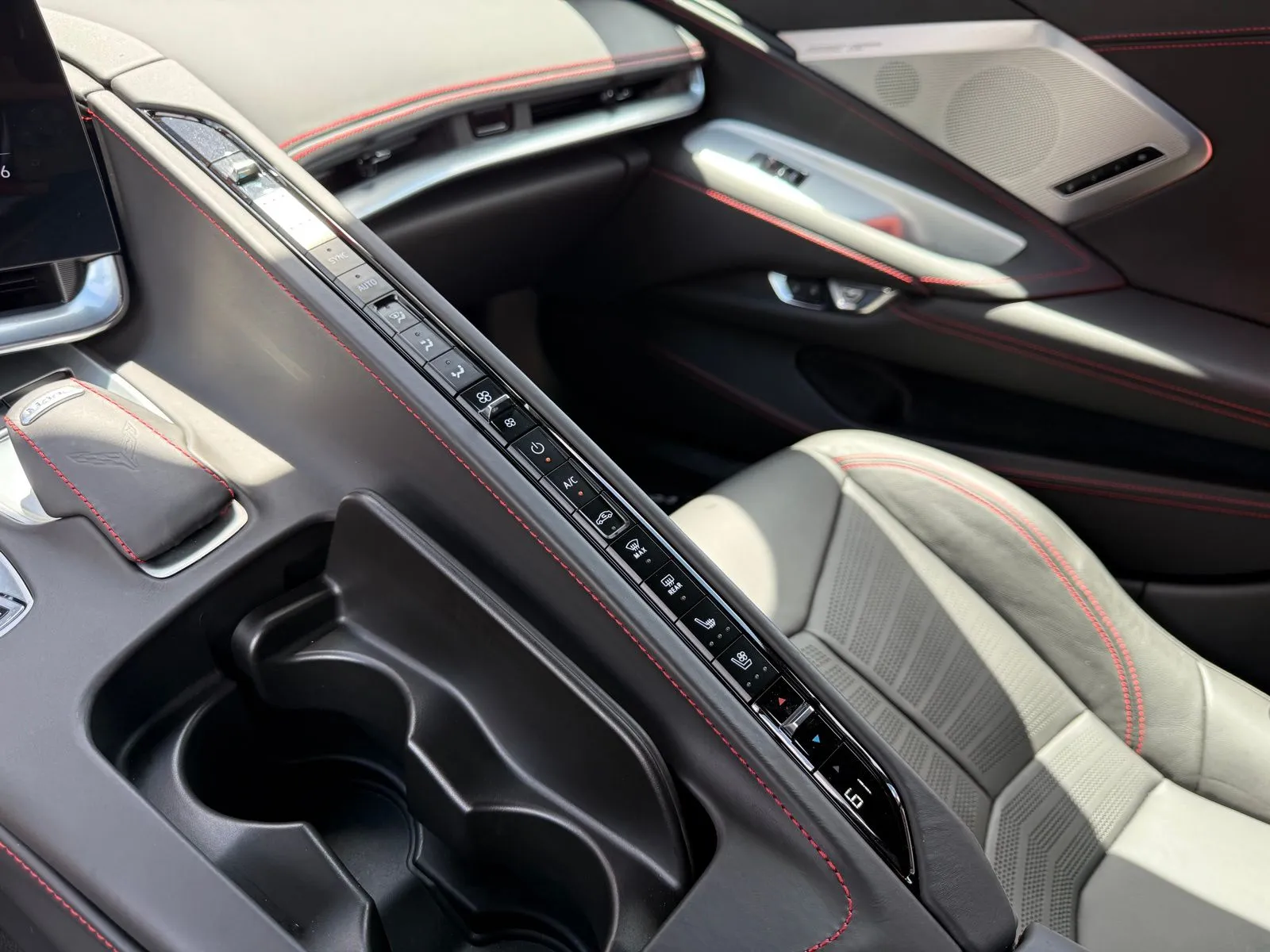 2023 Chevrolet Corvette 3LT - Photo 25