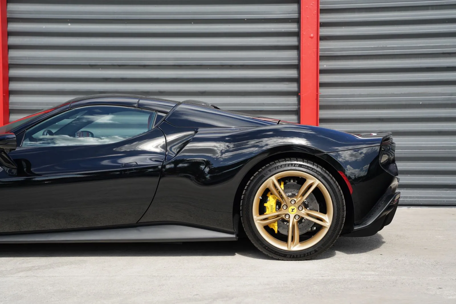 2025 Ferrari 296 Base - Photo 8