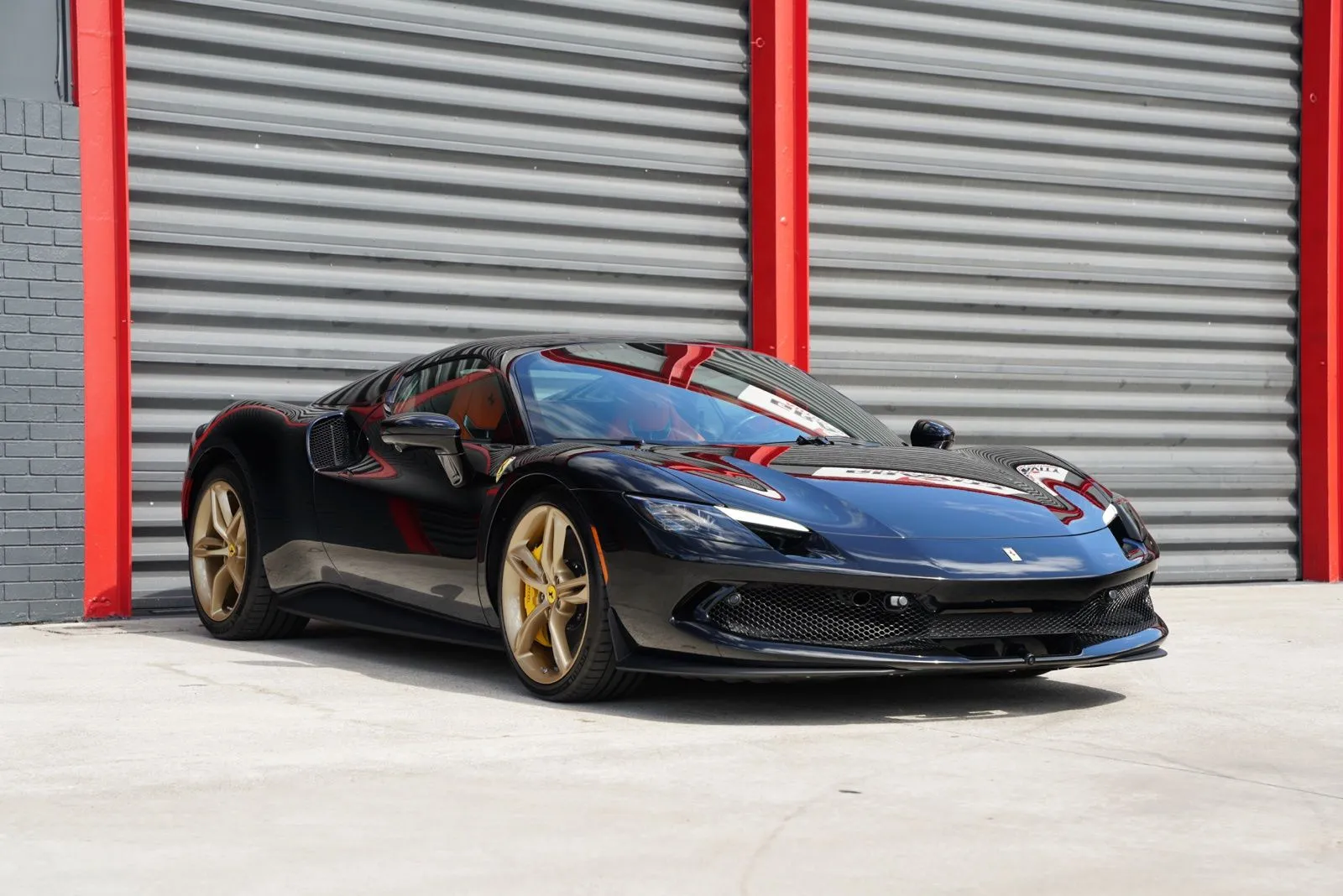 2025 Ferrari 296 Base - Photo 11