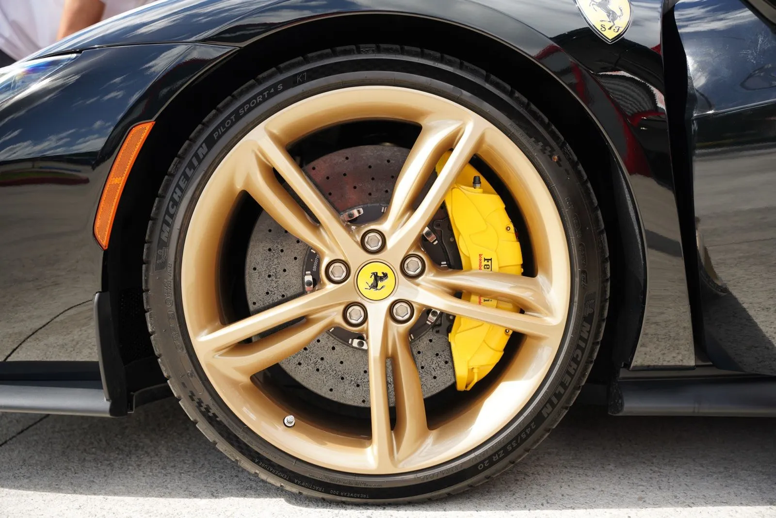 2025 Ferrari 296 Base - Photo 25