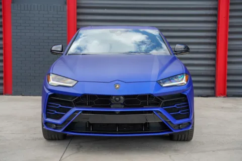 Photos of 2020 Lamborghini Urus for sale in Hollywood, FL at Gravity Autos Hollywood