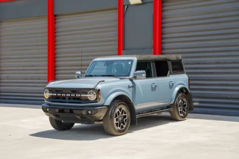 Blue 2023 Ford Bronco Outer Banks for sale in Hollywood, FL