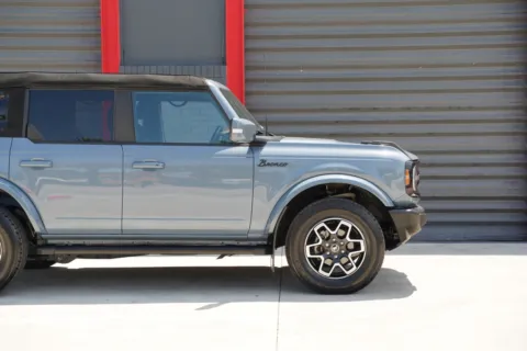 Another view of 2023 Ford Bronco Outer Banks for sale in Hollywood, FL at Gravity Autos Hollywood