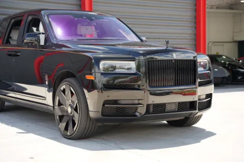 Photos of 2022 Rolls-Royce Cullinan Black Badge for sale in Hollywood, FL at Gravity Autos Hollywood