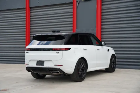 More photos of 2023 Land Rover Range Rover Sport SE Dynamic at Gravity Autos Hollywood, FL