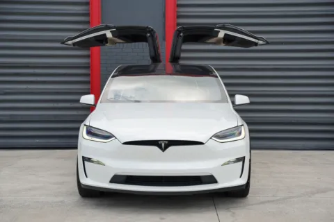 Photos of 2023 Tesla Model X Standard Range for sale in Hollywood, FL at Gravity Autos Hollywood
