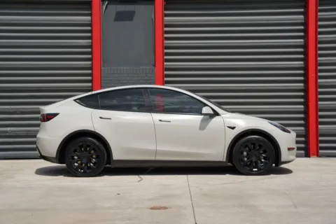 Another view of 2023 Tesla Model Y Long Range for sale in Hollywood, FL at Gravity Autos Hollywood