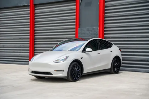 Black 2023 Tesla Model Y Long Range for sale in Hollywood, FL