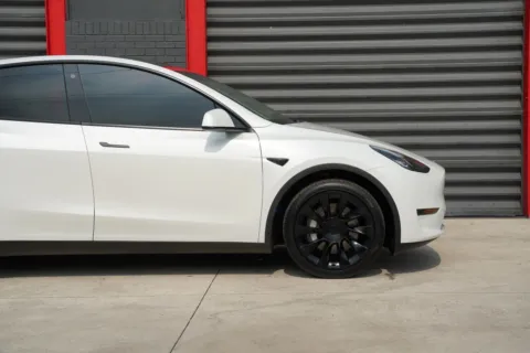 Photos of 2023 Tesla Model Y Long Range for sale in Hollywood, FL at Gravity Autos Hollywood