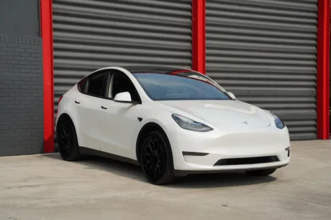 More photos of 2023 Tesla Model Y Long Range at Gravity Autos Hollywood, FL