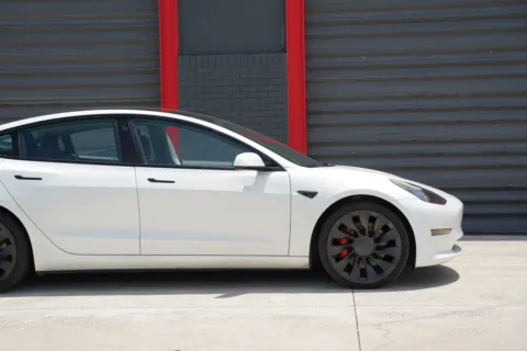 More photos of 2022 Tesla Model Y Long Range at Gravity Autos Hollywood, FL