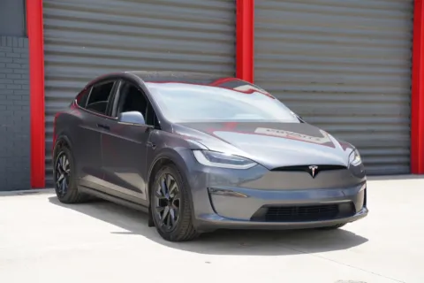 More photos of 2023 Tesla Model X Standard Range at Gravity Autos Hollywood, FL