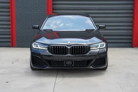 Photos of 2021 BMW 5 Series M550i xDrive for sale in Hollywood, FL at Gravity Autos Hollywood