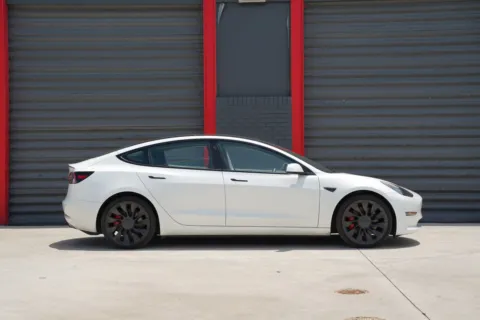 More photos of 2023 Tesla Model 3 Performance at Gravity Autos Hollywood, FL