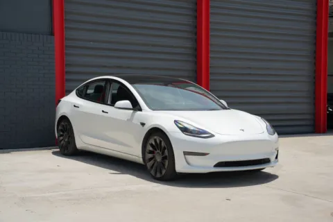 More photos of 2023 Tesla Model 3 Performance at Gravity Autos Hollywood, FL