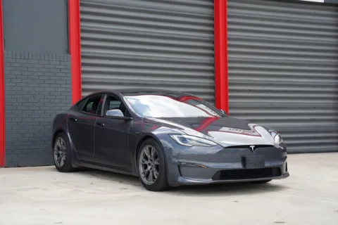 More photos of 2023 Tesla Model S Standard Range at Gravity Autos Hollywood, FL