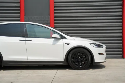More photos of 2022 Tesla Model X at Gravity Autos Hollywood, FL