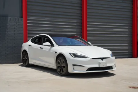 Another view of 2023 Tesla Model S Standard Range for sale in Hollywood, FL at Gravity Autos Hollywood