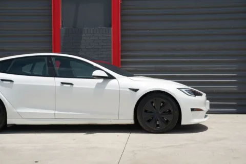 More photos of 2023 Tesla Model S Standard Range at Gravity Autos Hollywood, FL