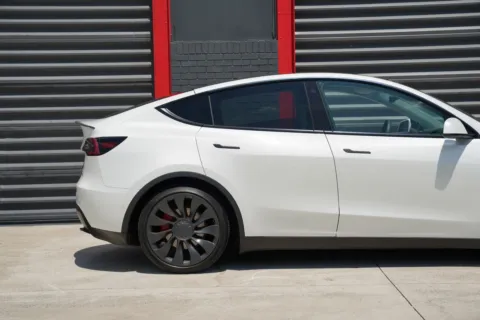 More photos of 2022 Tesla Model Y Performance at Gravity Autos Hollywood, FL
