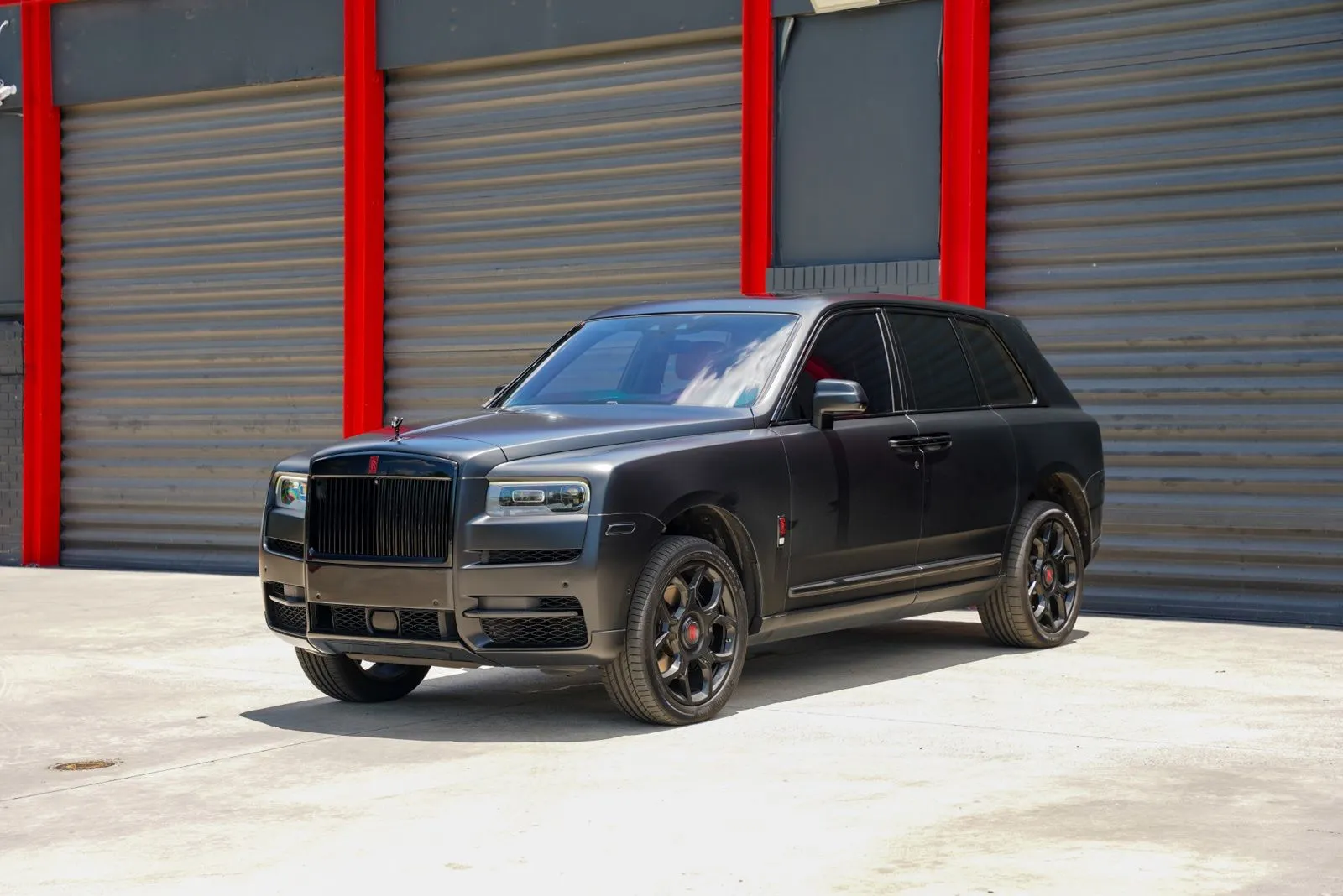 2019 Rolls-Royce Cullinan -'s photo