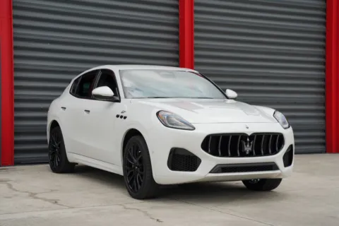 Photos of 2024 Maserati Grecale GT for sale in Hollywood, FL at Gravity Autos Hollywood